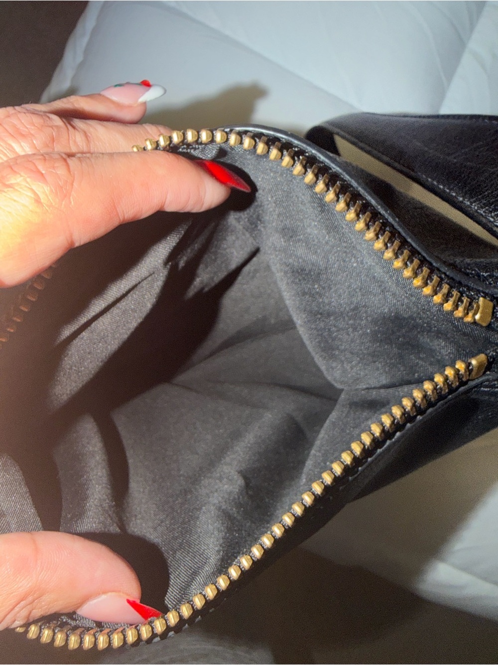 Fossil Black Leather Hobo Shoulder Purse Slouchy Pebbled Leather Gold Hardware - Picture 7 of 7